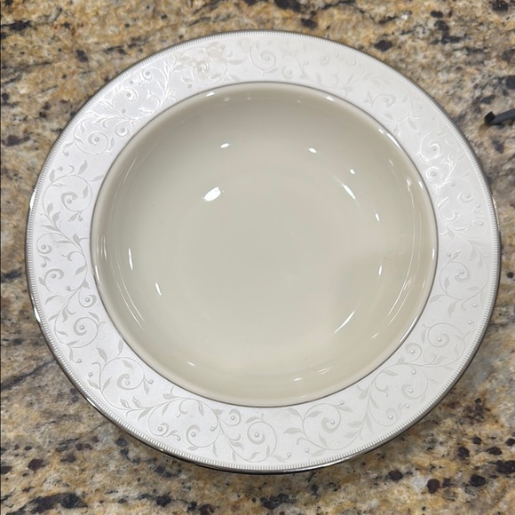 Lenox | Dining | Lenox Holiday Serving Bowl - View #9